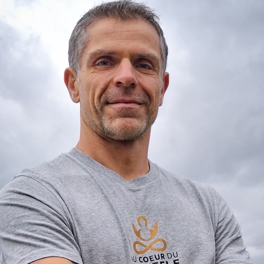 Guillaume, éducateur sportif spécialisé en respiration et mouvement naturel